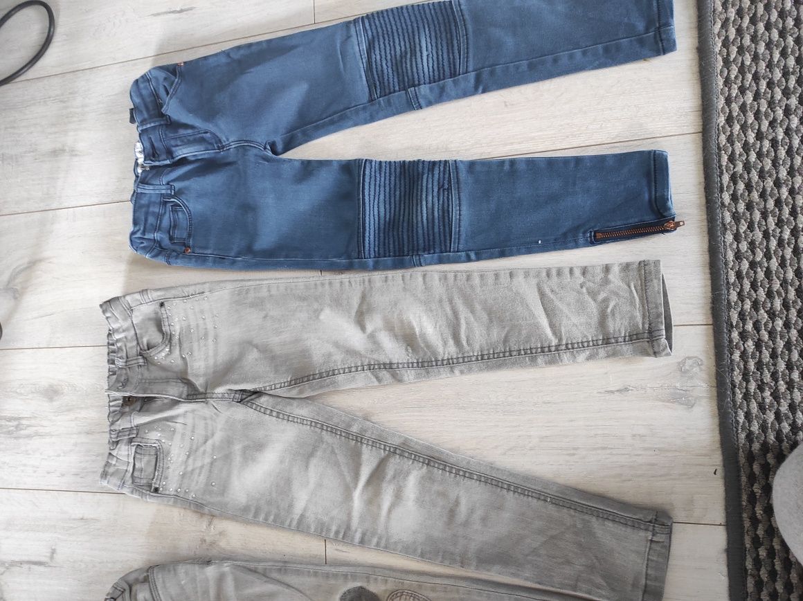 Zestaw jeansów rurek 116-122 plus sukienka