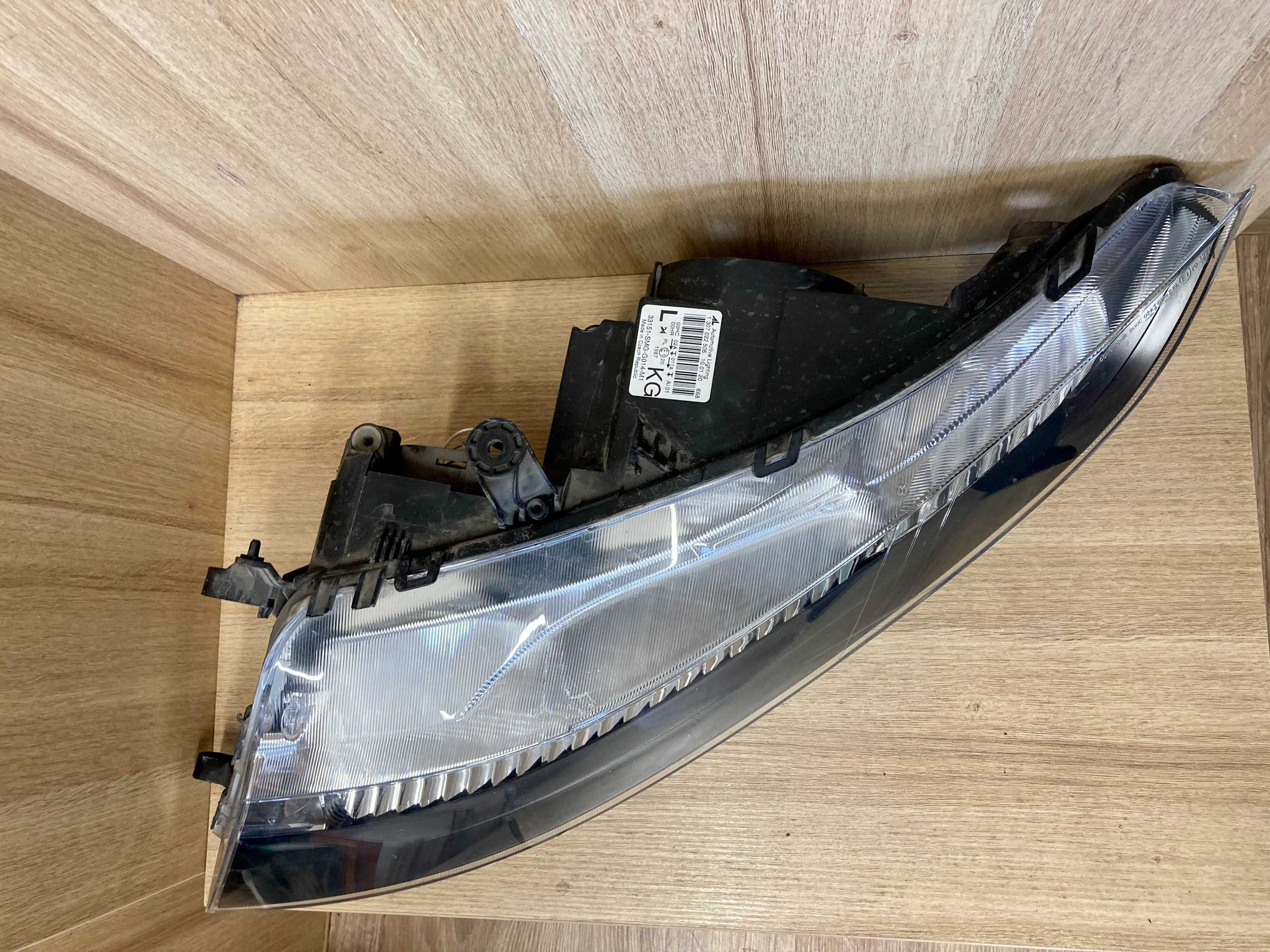 Lampa lewy przód HONDA Civic VIII Ufo HB 06-