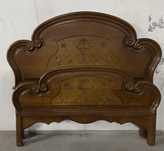 Cama de madeira maciça