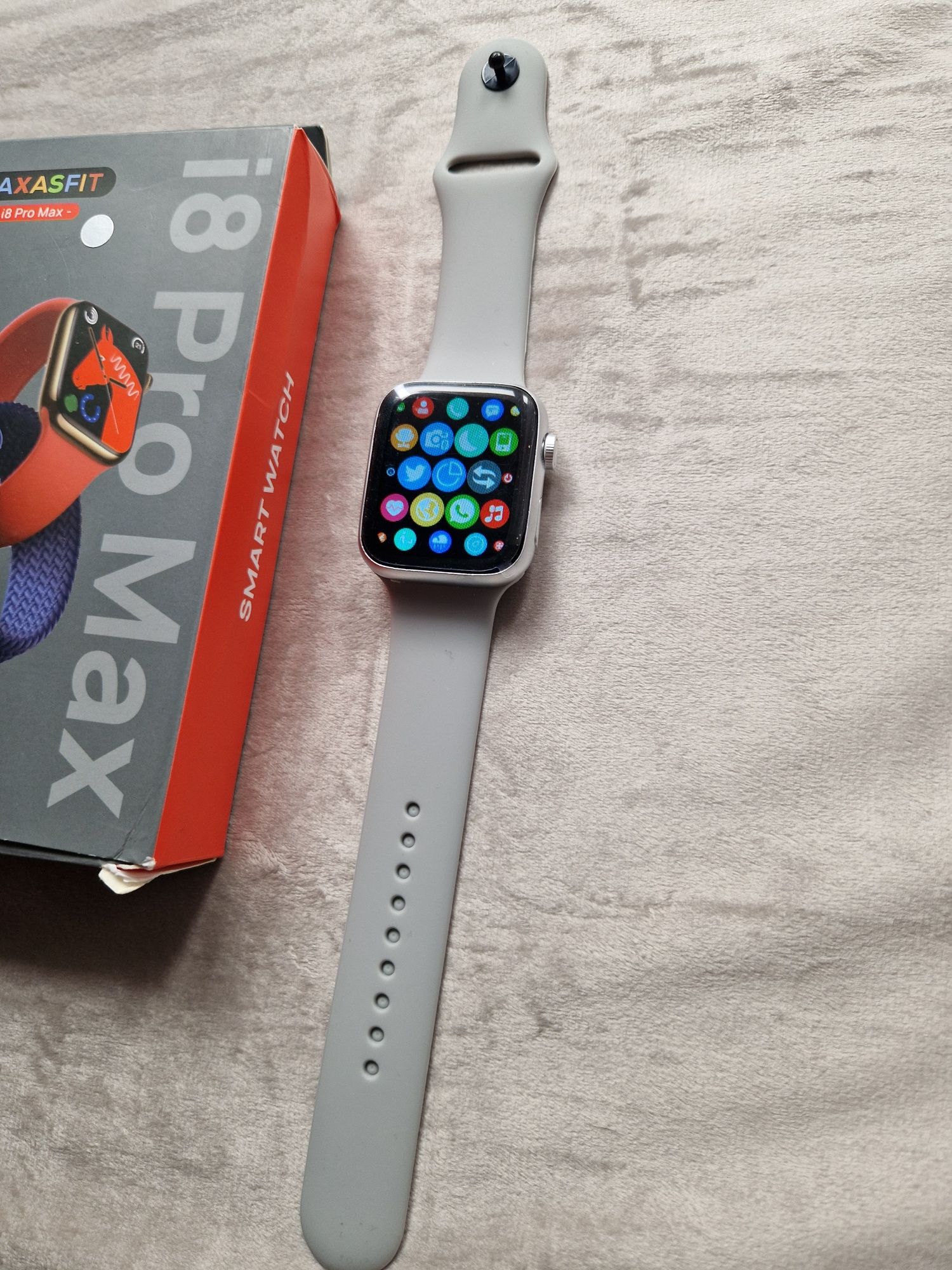 Smartwatch i8 pro max, pełny komplet zegarka