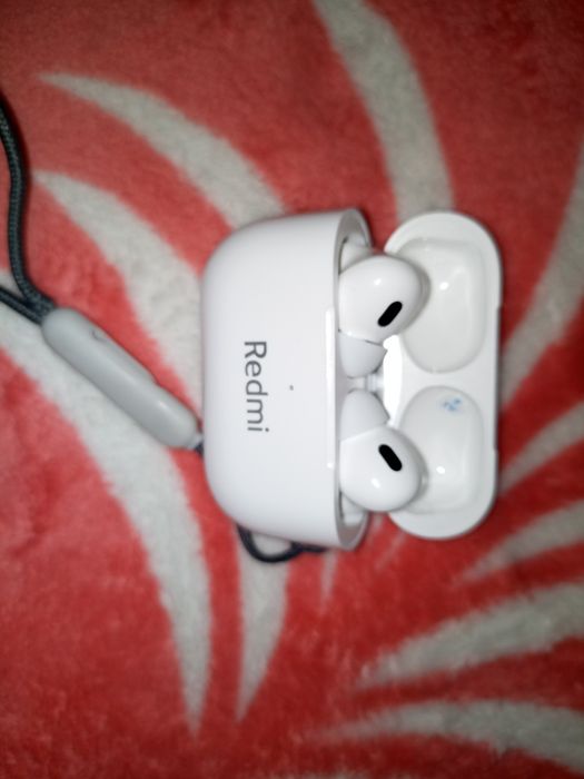 Наушники беспроводные новые