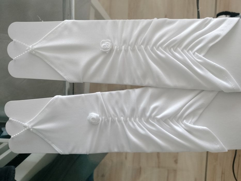 Piękna Suknia Komunijna - jak nowa