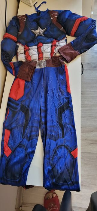 Sprzedam strój kapitan ameryka