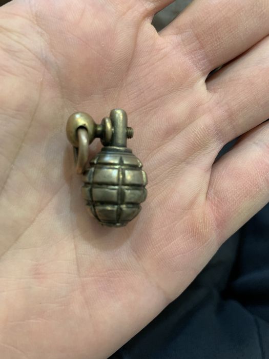 Подарунок для військовГраната. Брелок з чистої латуні. Колекційна річ!