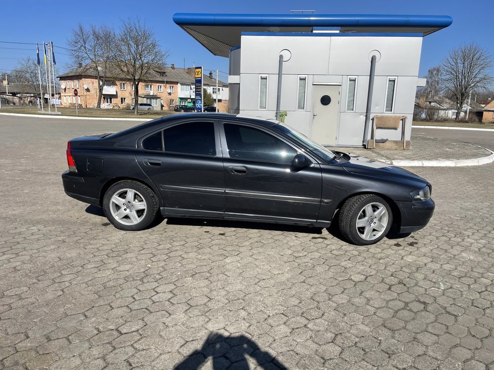 Продам VOLVO S 60 2.4 D Автомат