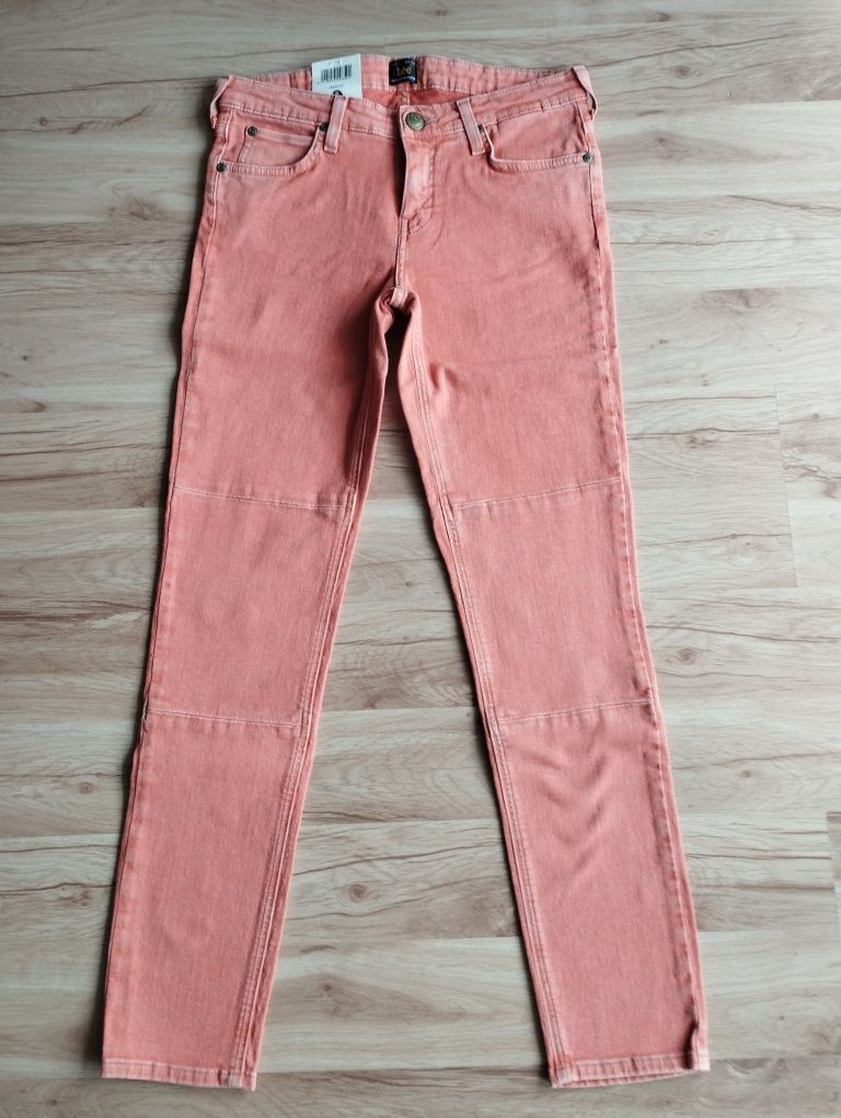 Spodnie jeansowe rurki