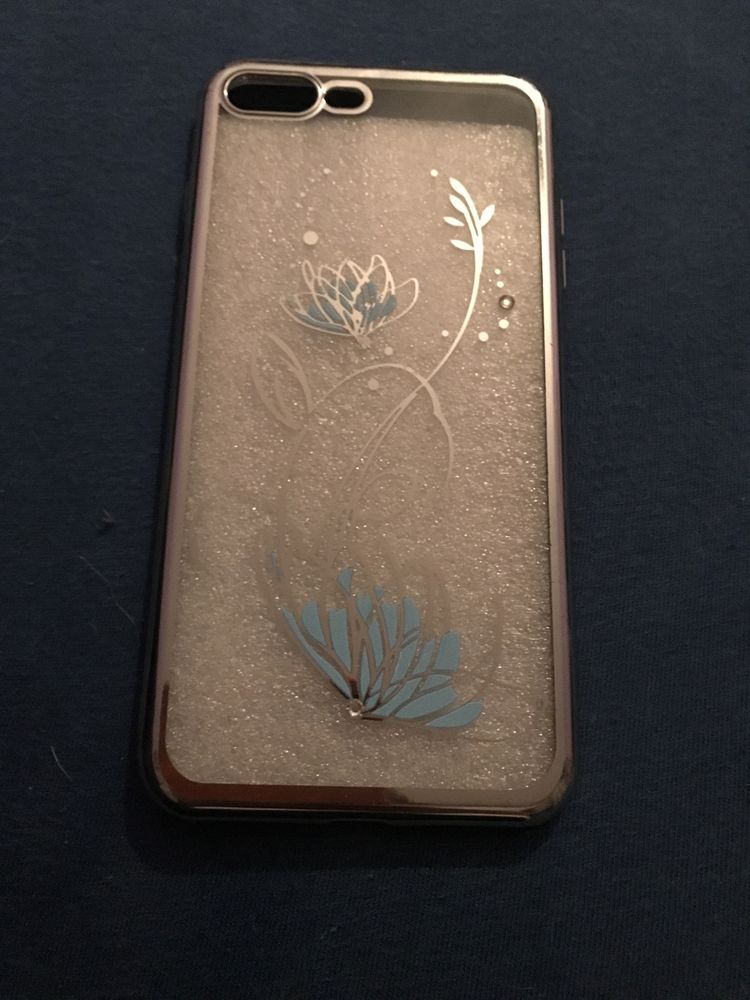 Sprzedam etui iphone 7+