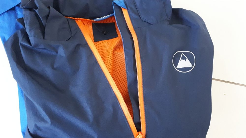 Kurtka przeciwdeszczowa wiatrówka Crivit