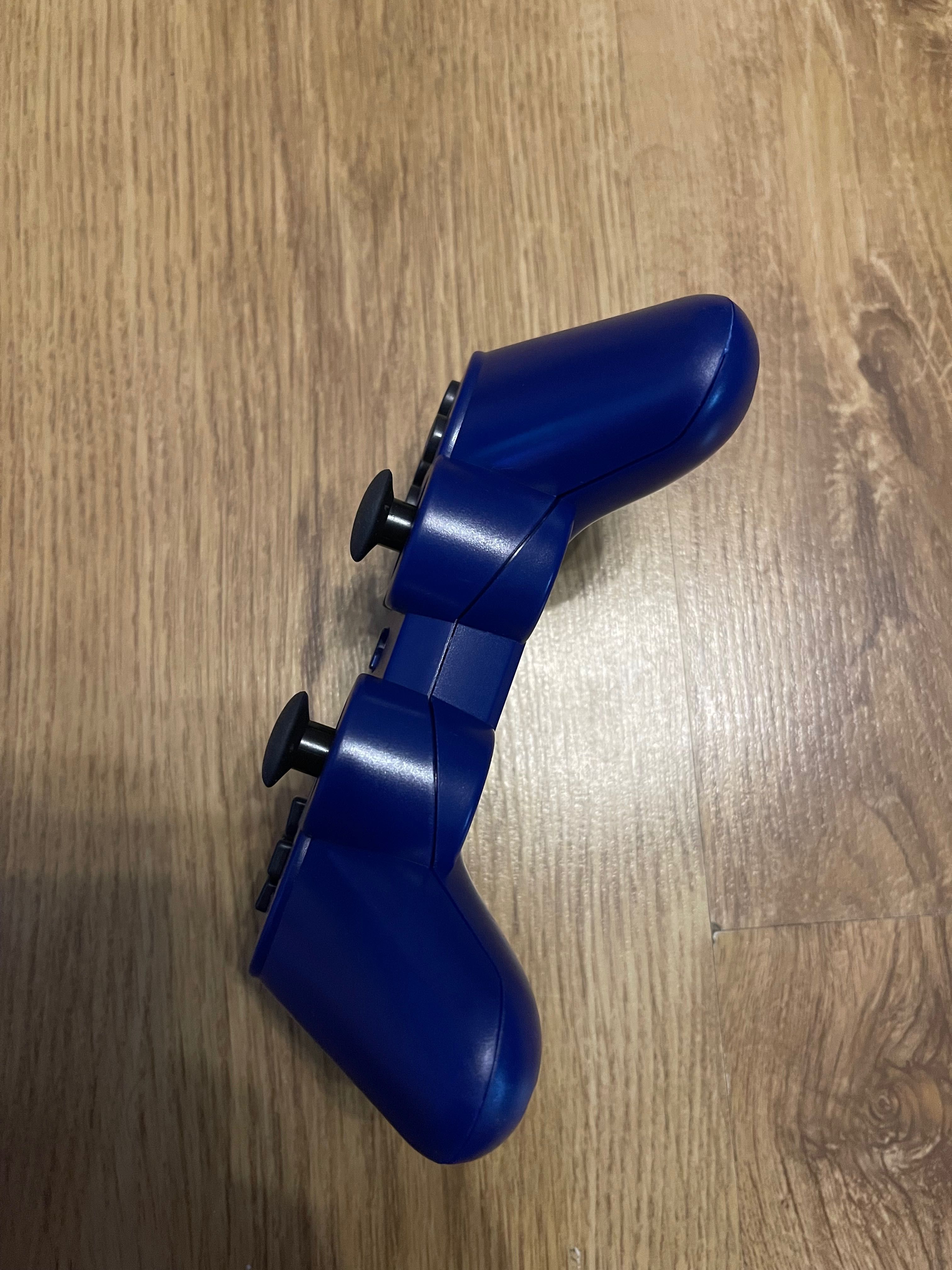 Sprawny pad do PS3. Nowy