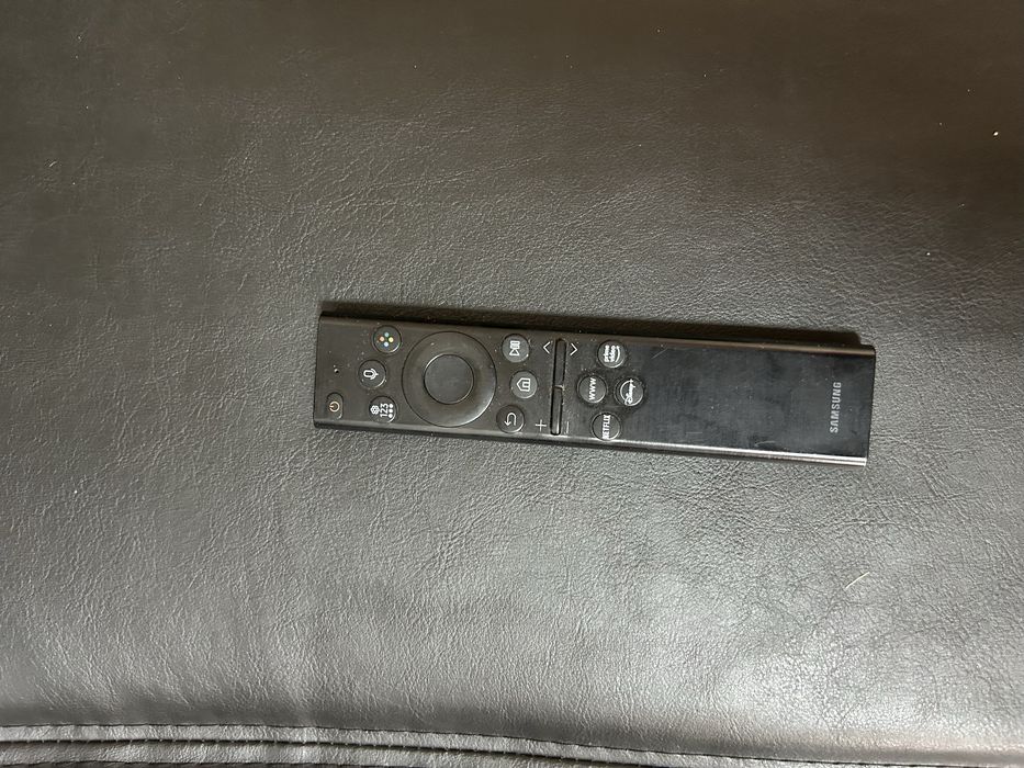 бу телевізор samsung crystal uhd bu 8000 50 дюймів
