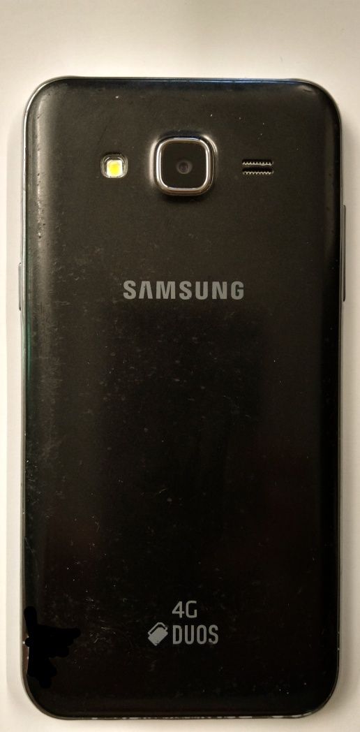 Samsung j5 - 4G.  Android