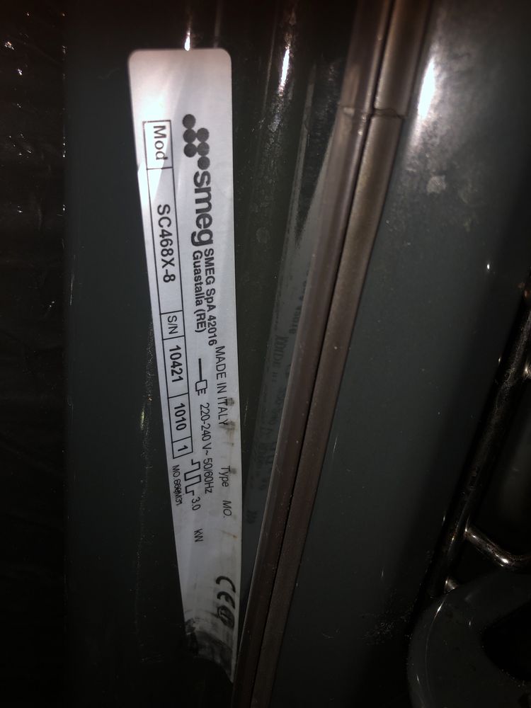 Piekarnik SMEG z termoobiegiem konwekcyjny 3kW SC468X-8 jak SF6388XPZ