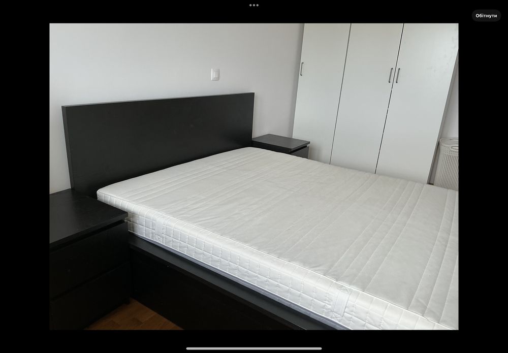 sprzedam czarne łóżko IKEA i dwie szafki nocne