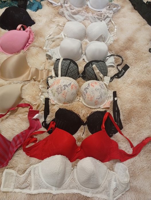 Жіноча білизна бюстгальтер оптом набір 22 шт