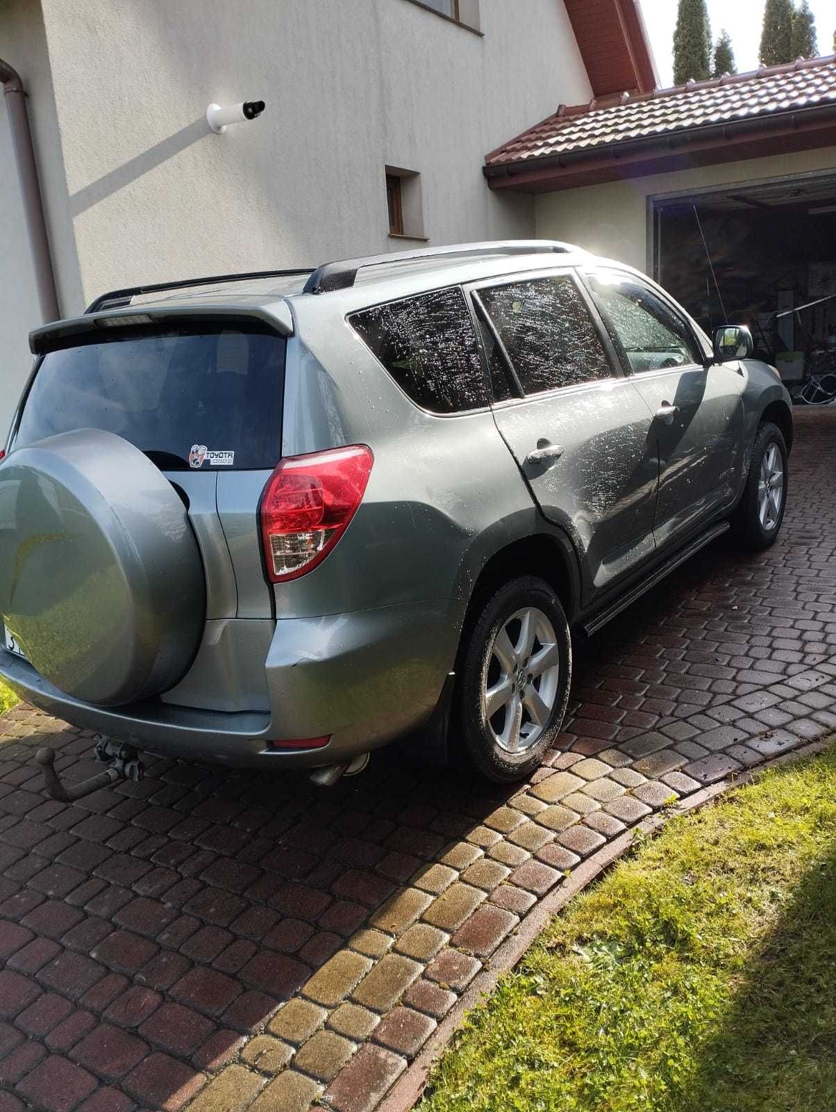 Toyota Rav4 2007. GAZ 2.4