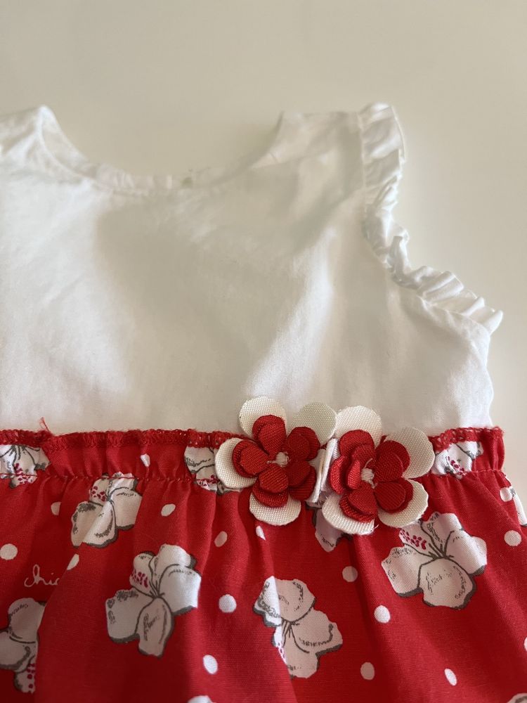 Vestido da Chicco, 9 meses. Ofereço os portes de envio.