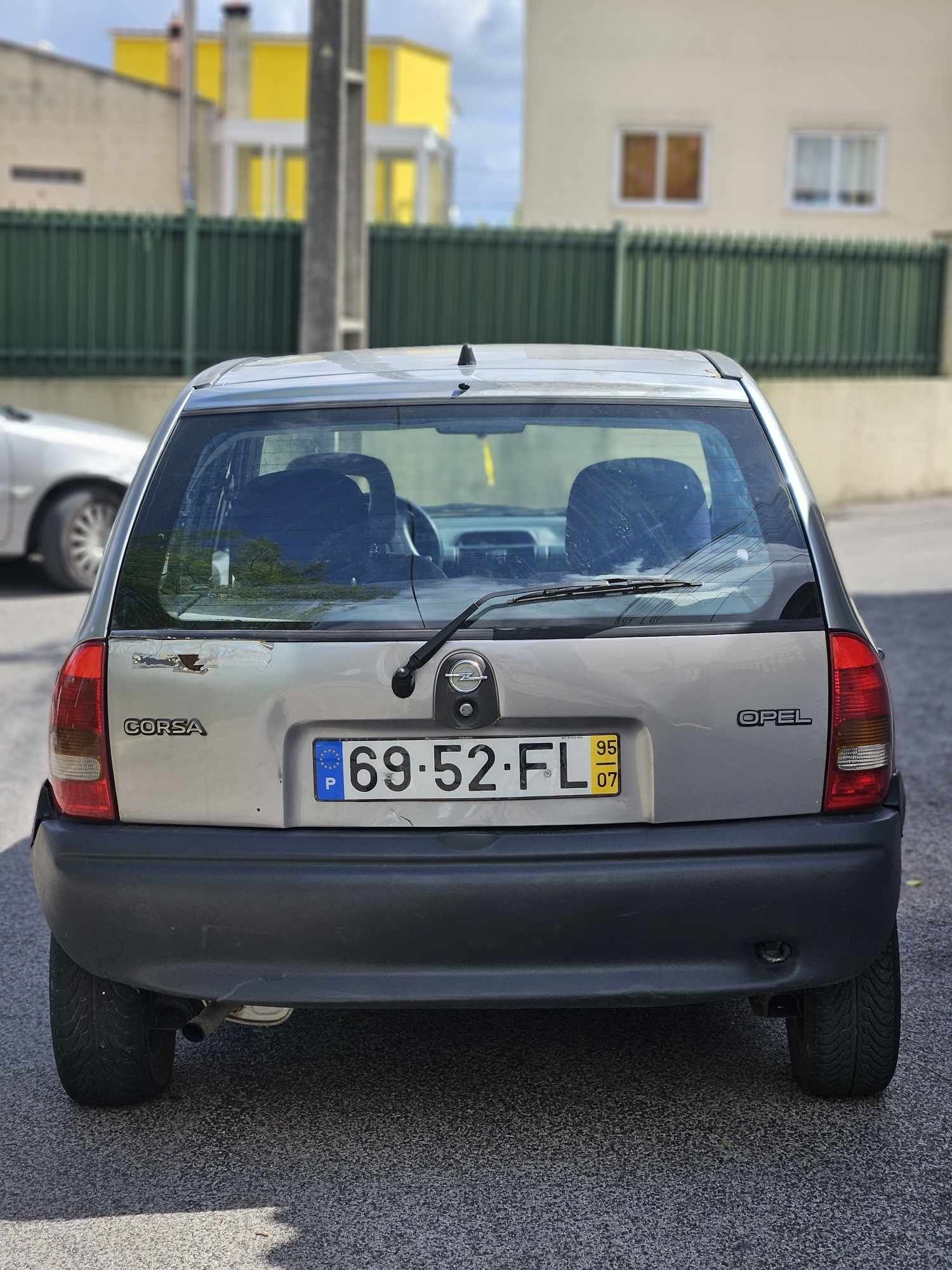 Opel Corsa 1.2i 75cv