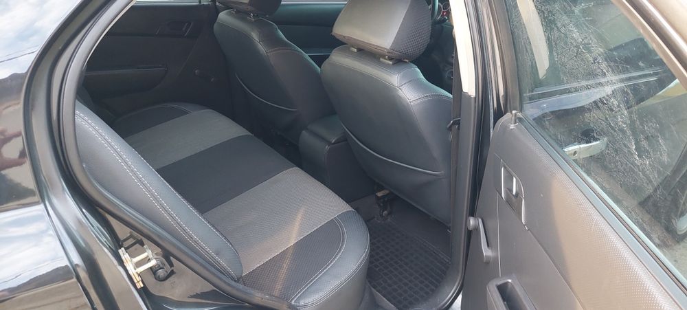 Chevrolet Aveo LS 1.5 газ/бензин