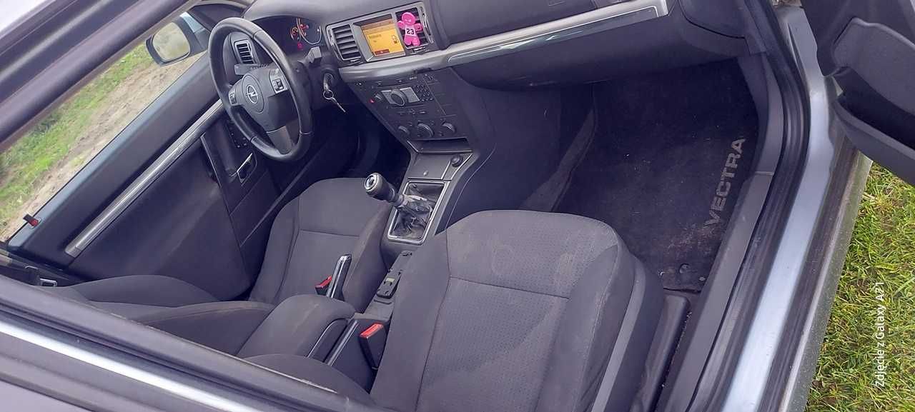 Opel Vectra C Lift 2006r 1.9CDTi 150KM DB Stan!Klima!Alu!Hak!Polecam!