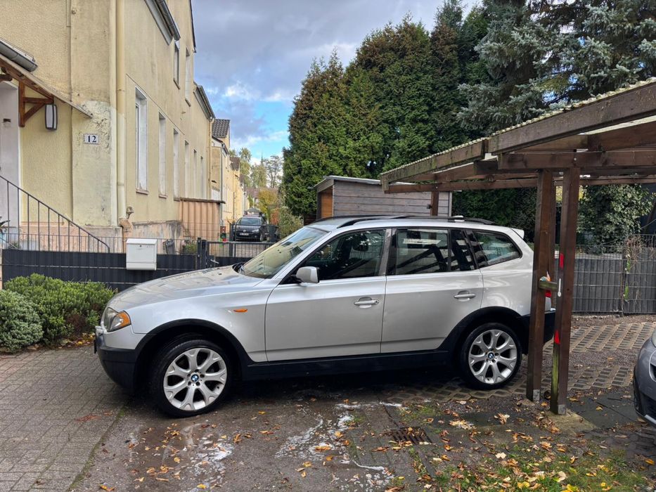 BMW X3 3.0i  benzyna, manual