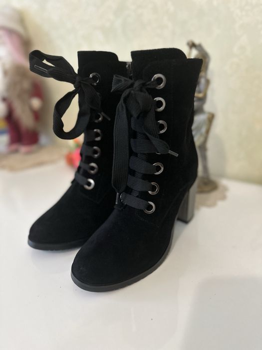 Ботінки ботильйони