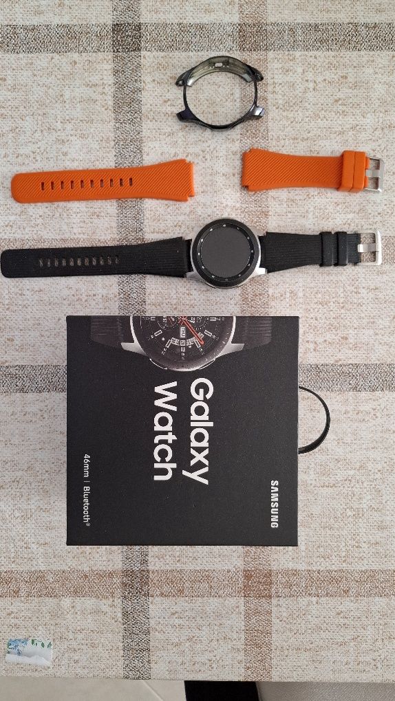 Samsung Galaxy Watch à venda – com extras