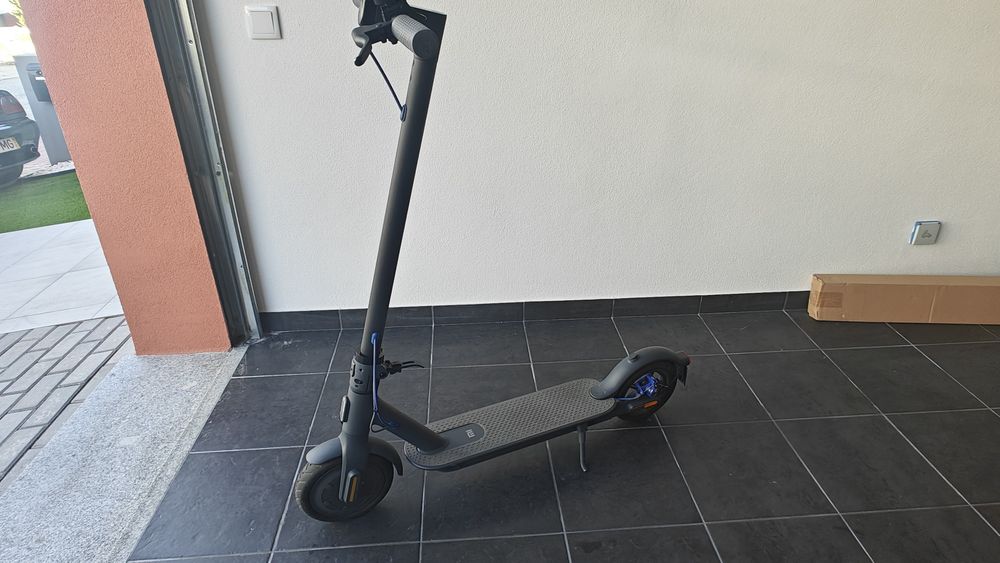 Trotinete elétrica Xiaomi Mi Scooter 3 NOVA