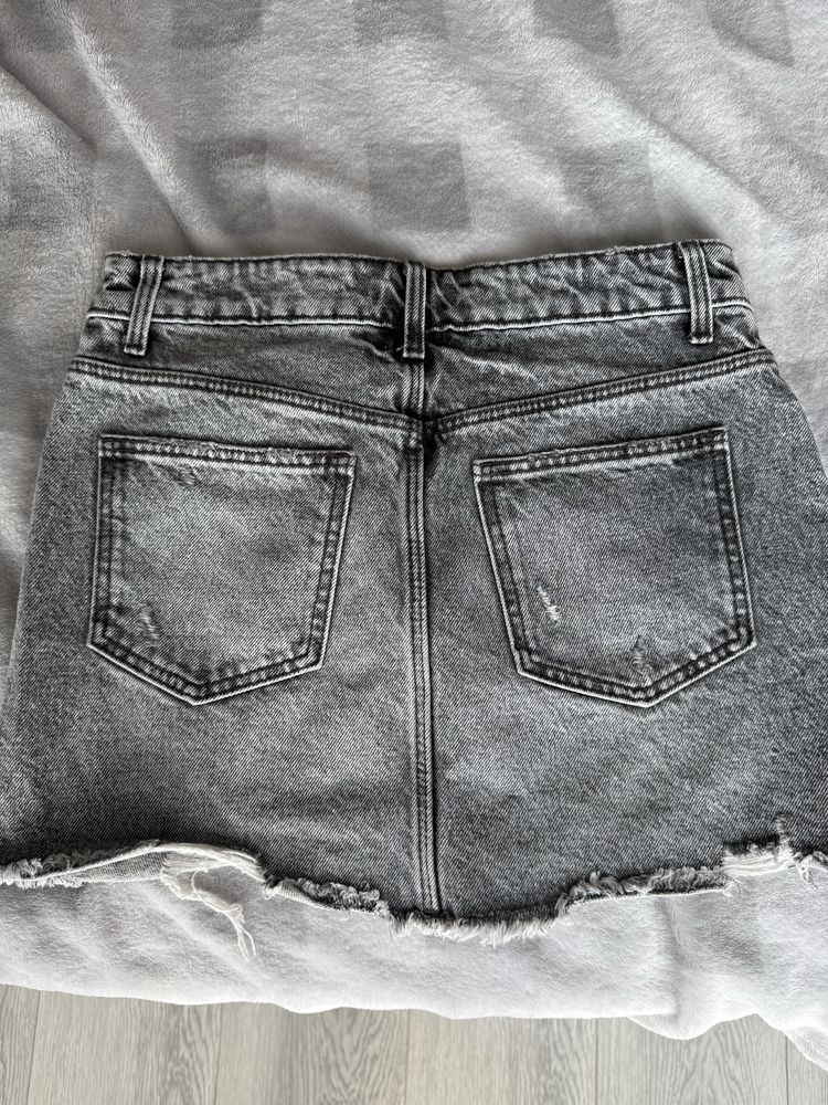 Юбка Zara серая