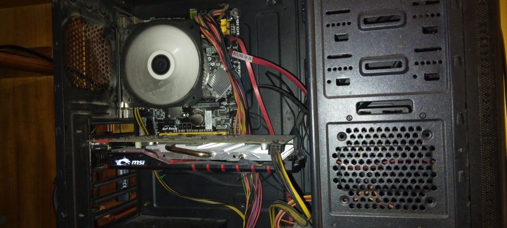 Pc Gaming gtx 950 + I7 4790 + 16 gb DDR3 Otimo Estado