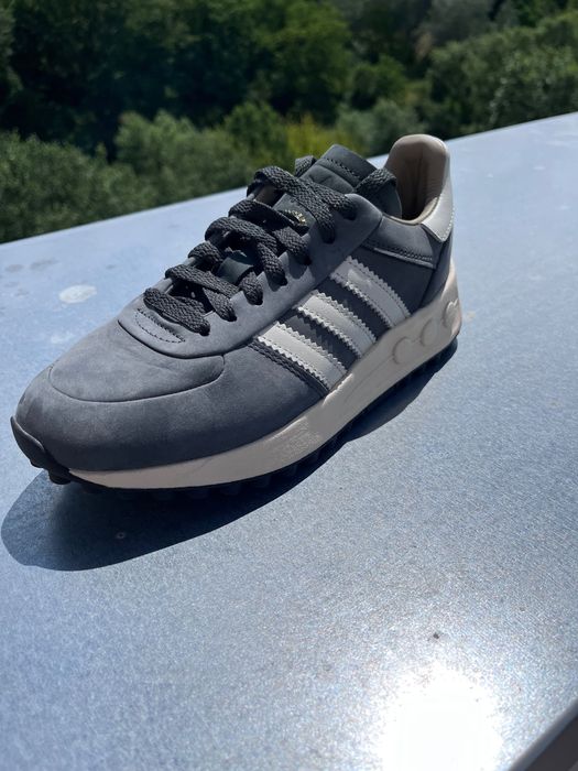 Buty Adidas la Trainer lux