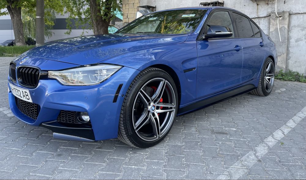 БМВ f30  340i b58.