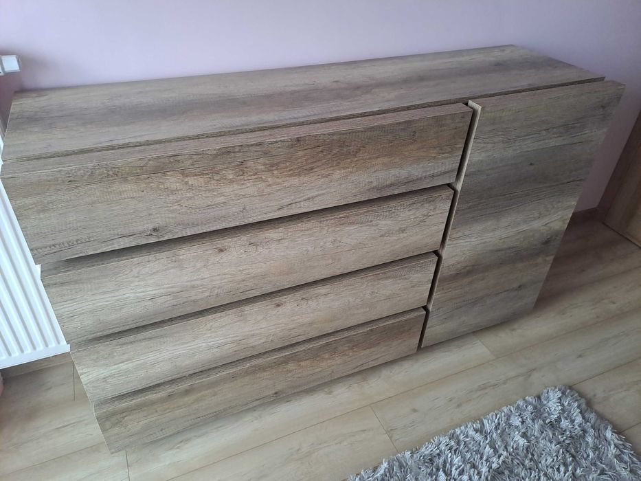 Komoda w dobrym stanie