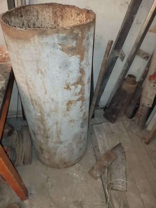 Продам товстостінну трубу.