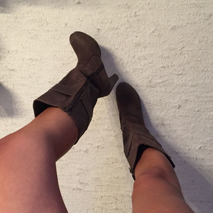 Botas Zara em pele