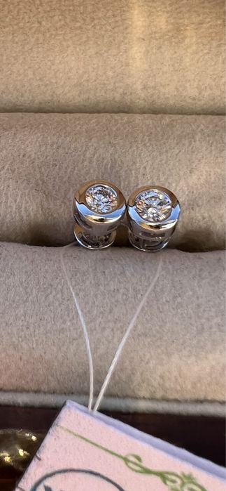 Пусети з діамантами#гвоздики#пусеты#золоті сережки на закрутках