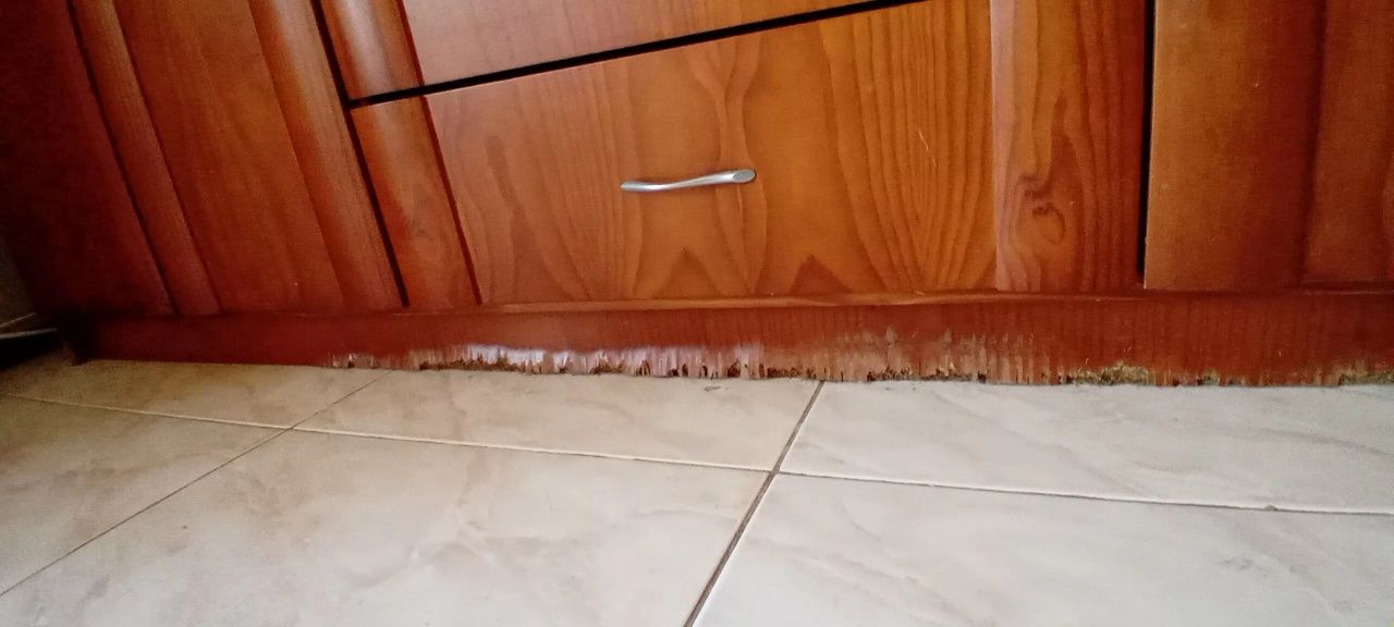 Aparador sala em cerejeira usado
