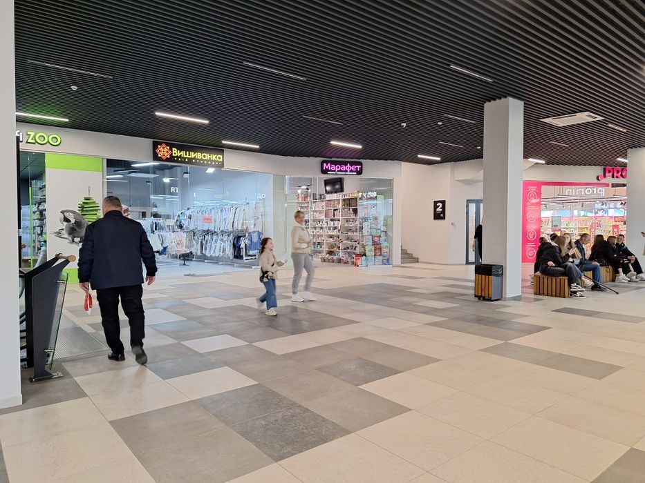 Вигідна оренда приміщень, площі під острівець в ТЦ MAC WAY м Яворів