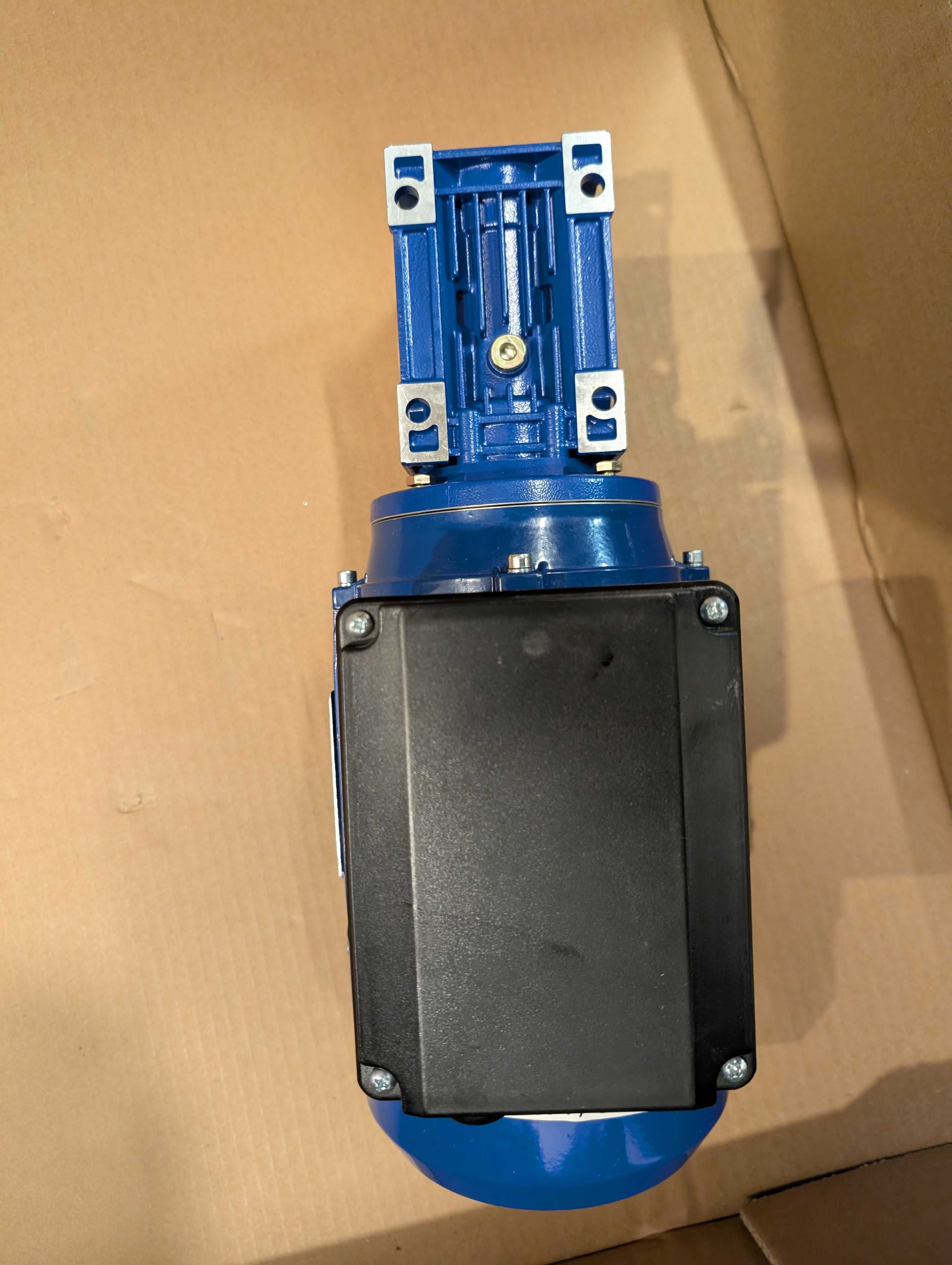 Silnik Elektryczny Jednofazowy 230v przekładnia motoreduktor reduktor