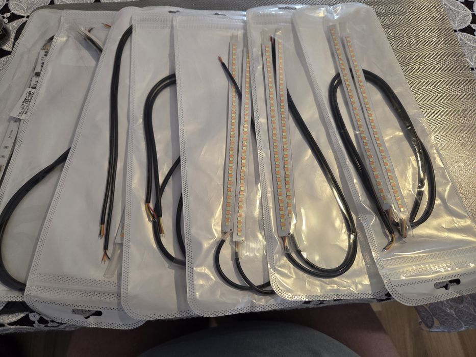 Taśmy led 20cm - 2szt w komplecie