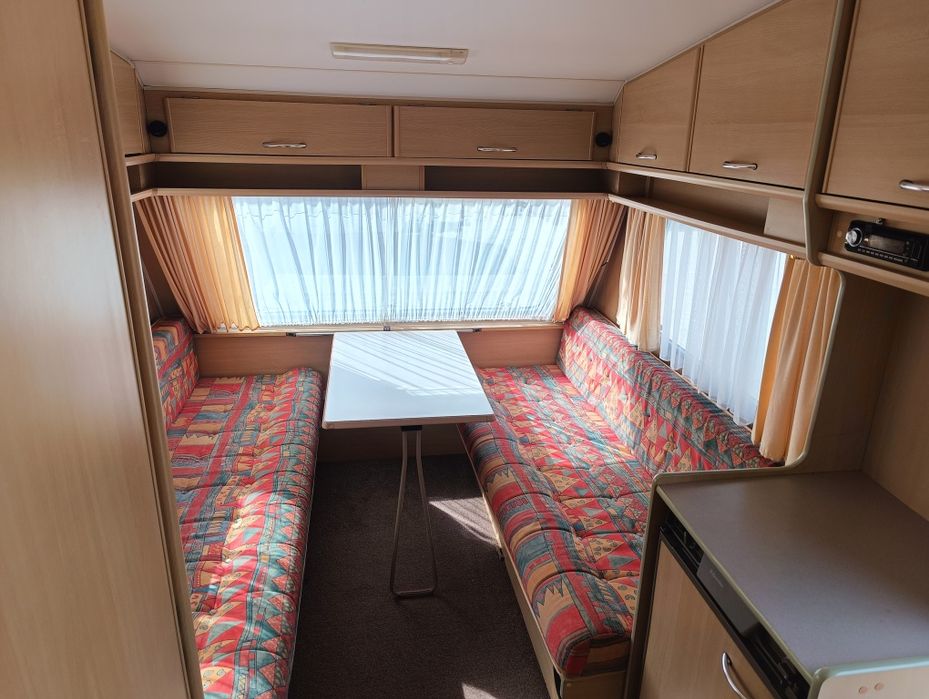 Przyczepa kempingowa Delta Aero 3900 dwa namioty, 1000 kg