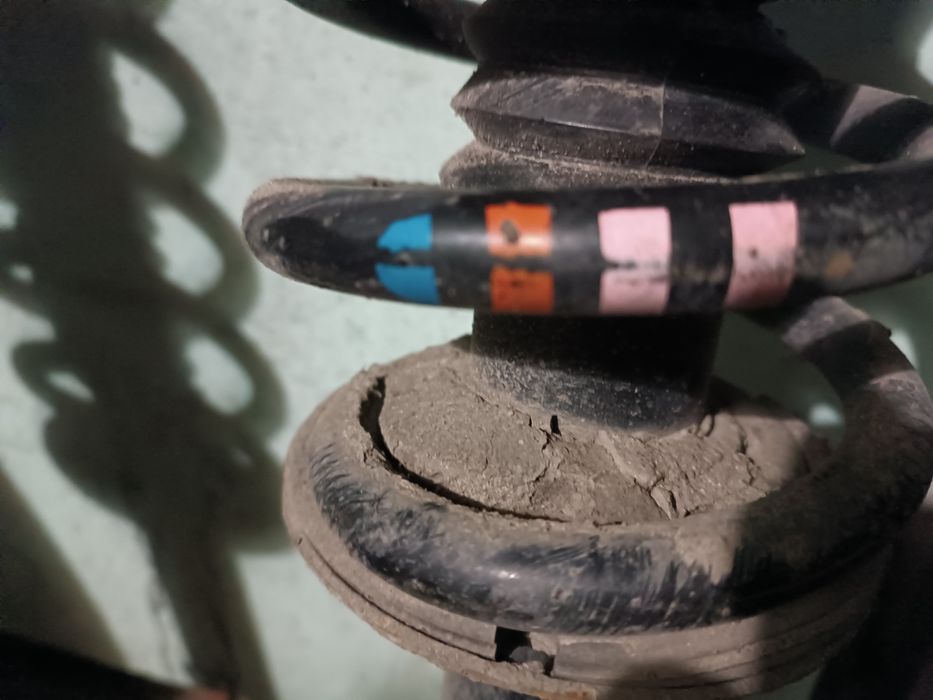 Стойки, пружини, амортизатори ауді а4 б6