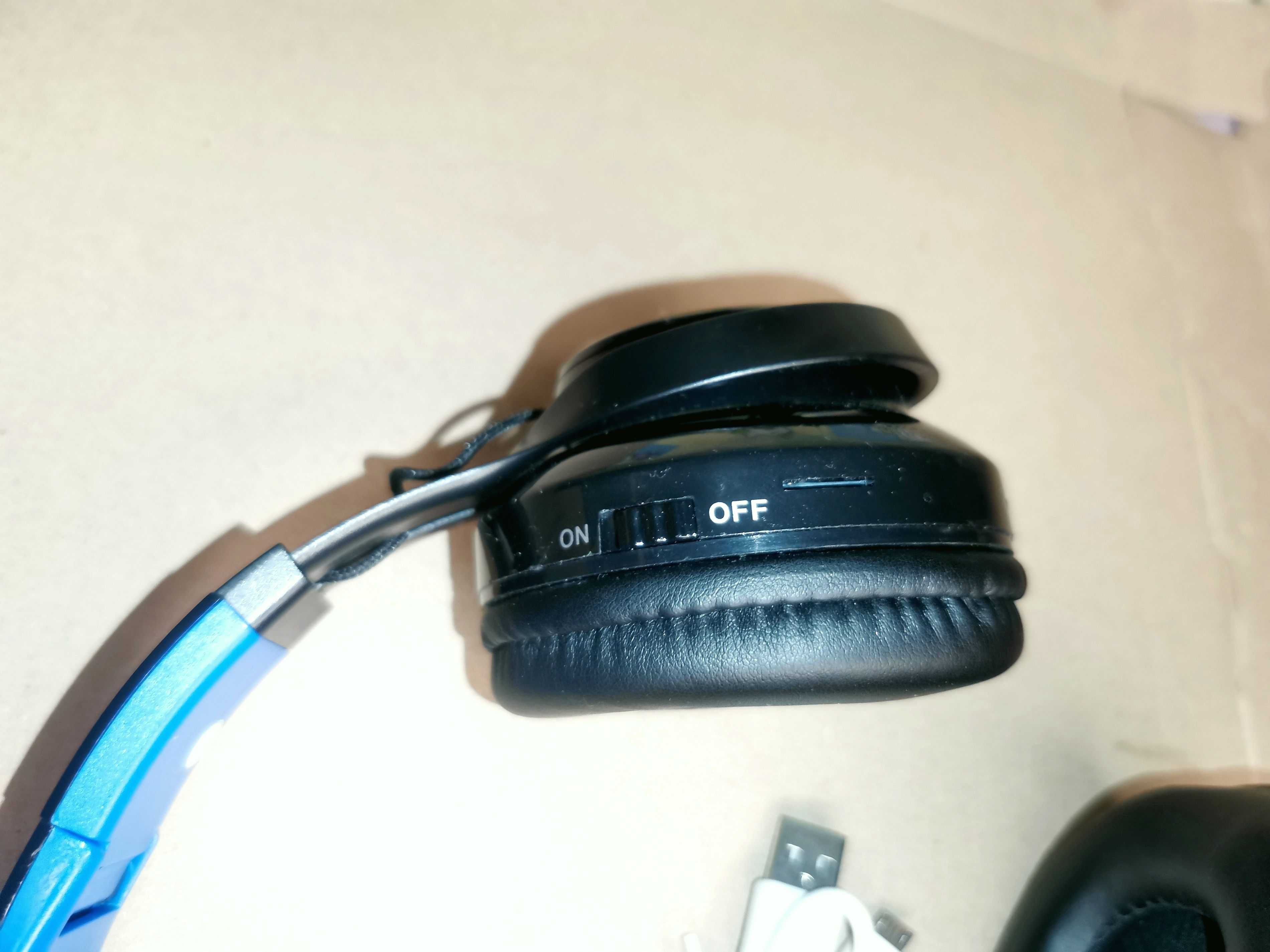 Беспроводные Блютуз наушники JBL с микрофоном и усиленными басами