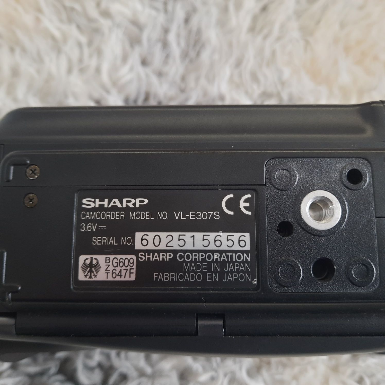 Відеокамера SHARP VL-E307S,JAPAN(не тримає батарея)