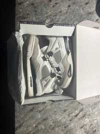 Jordan Air Jordan4  Wojskowy czarny Rozmiar 38