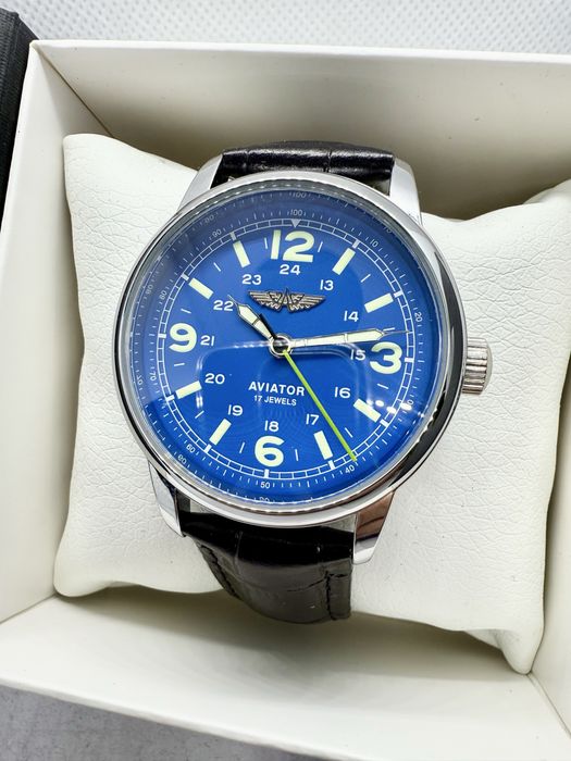 Часы АВИАТОР механические НОВЫЕ КАЧЕСТВО Ракета полет восток молния
