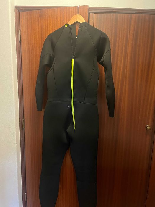fato de surf / bodyboard 4/3 size L