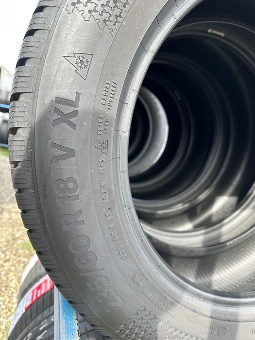 Шини б/у 235/60/18 R18 Continental