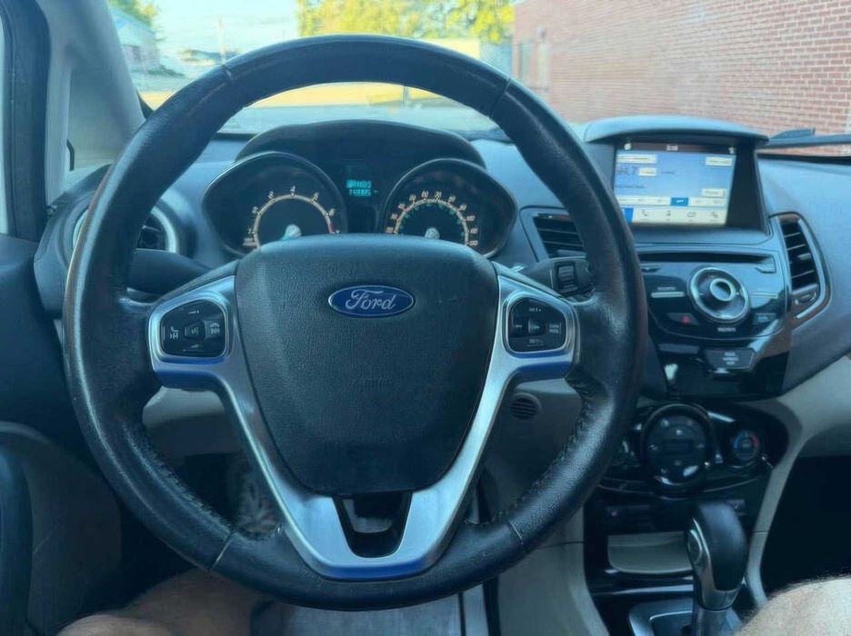 Ford Fiesta      2016