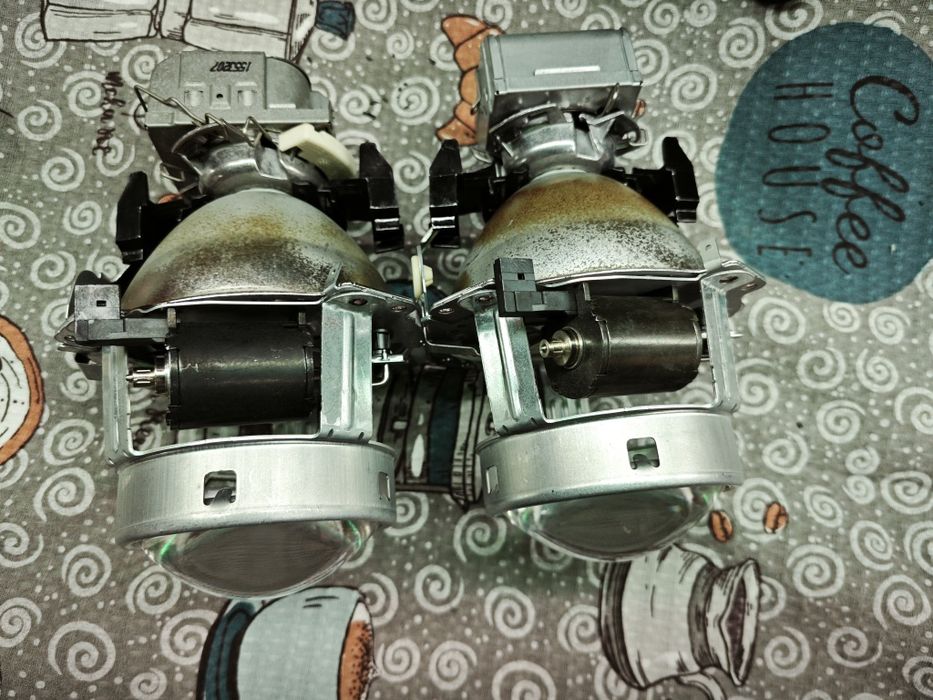 Лінзи bmw m5 e60 e61