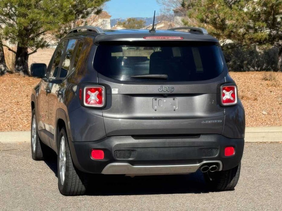 Jeep Renegade Limited      2016